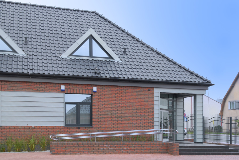 Керамическая черепица рядовая Roben MONZAplus антрацитовый серый ангоб