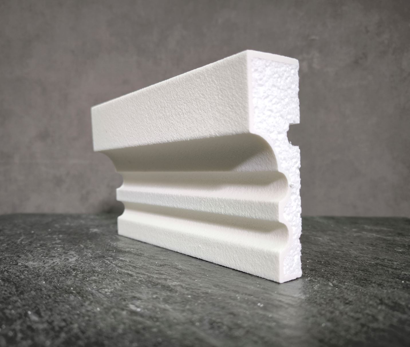 Молдинг для фасада - лепнина, декор из пенополистирола МВ-120/5 (МС-116) 120*40*2000 мм