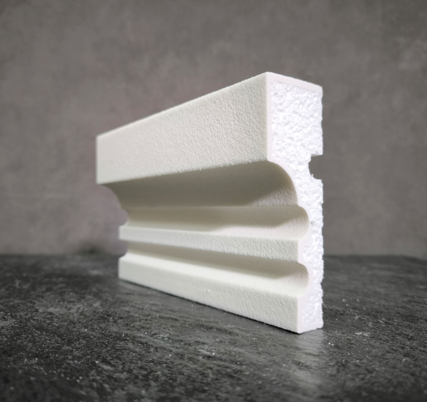 Молдинг для фасада - лепнина, декор из пенополистирола МВ-120/5 (МС-116) 120*40*2000 мм