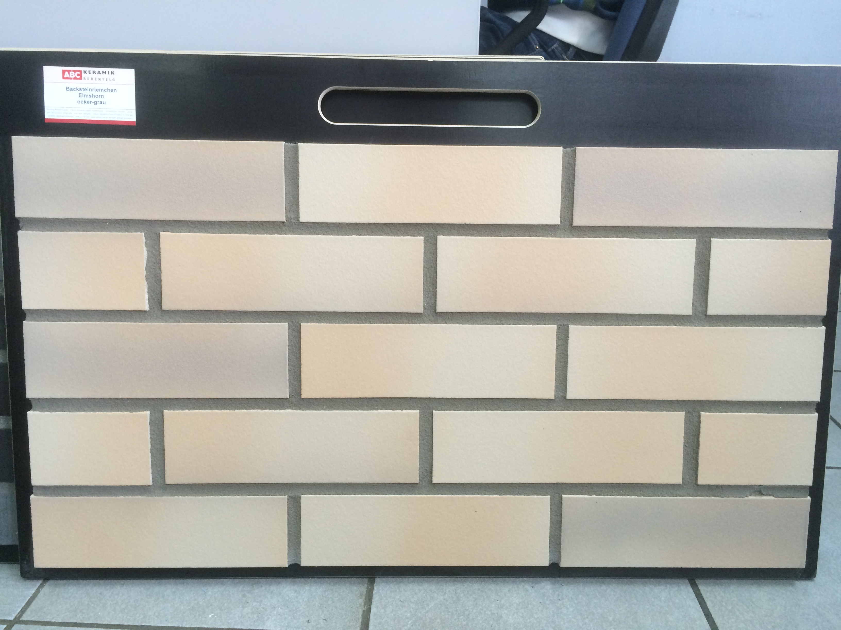 Клинкерная фасадная плитка облицовочная под кирпич ABC Backsteinriemchen Elmshorn 240*71*14 мм