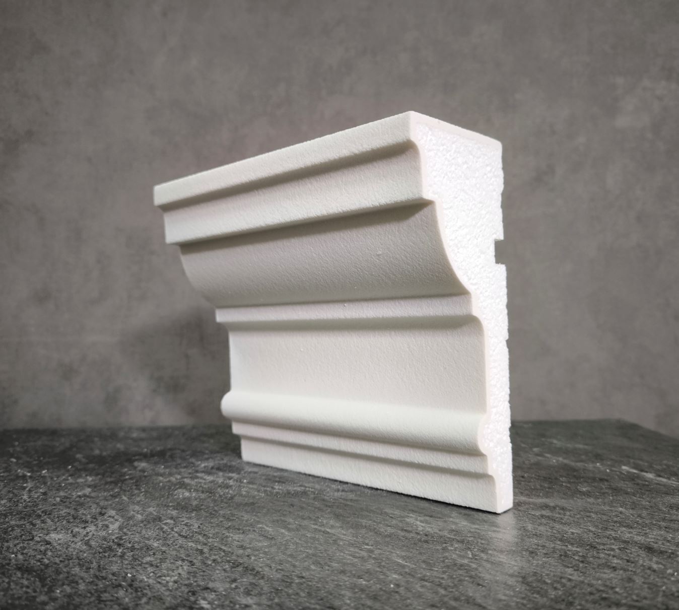 КАРНИЗ для Фасада и Интерьера - лепнина, декор из пенополистирола КВ-180/1 180*75*2000 мм