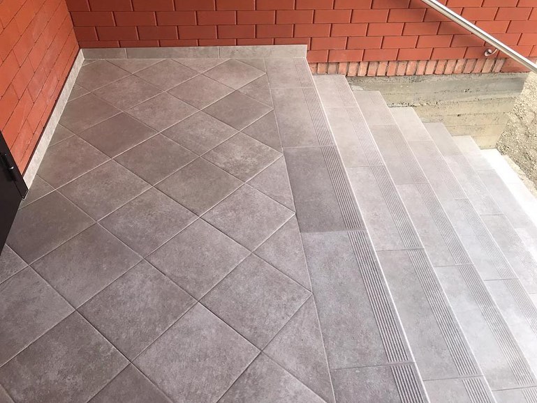 Клинкерная плитка Viano Beige 300x300x11 – для улицы, террасы, крыльца, лестницы, морозостойкая