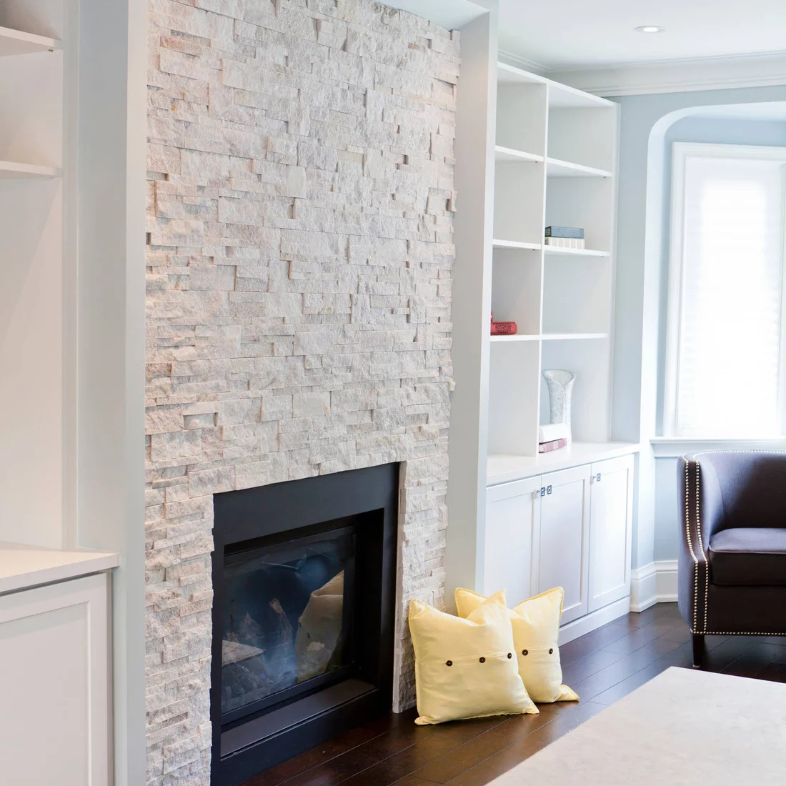 Кварцит Белый 350*180*10\20 мм, натуральный камень для интерьера BD