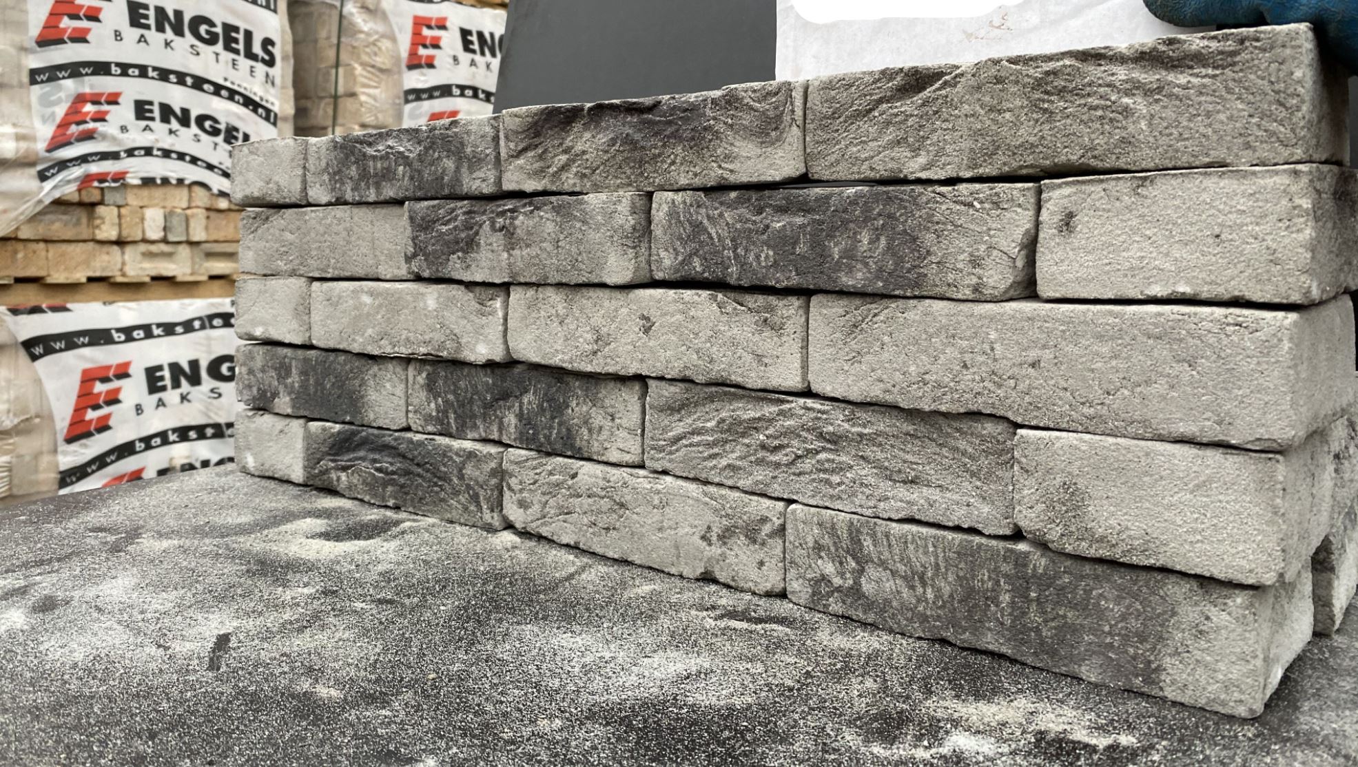 POPPY (ONEGA) DF 214х103х65 мм, Кирпич ручной формовки Engels baksteen