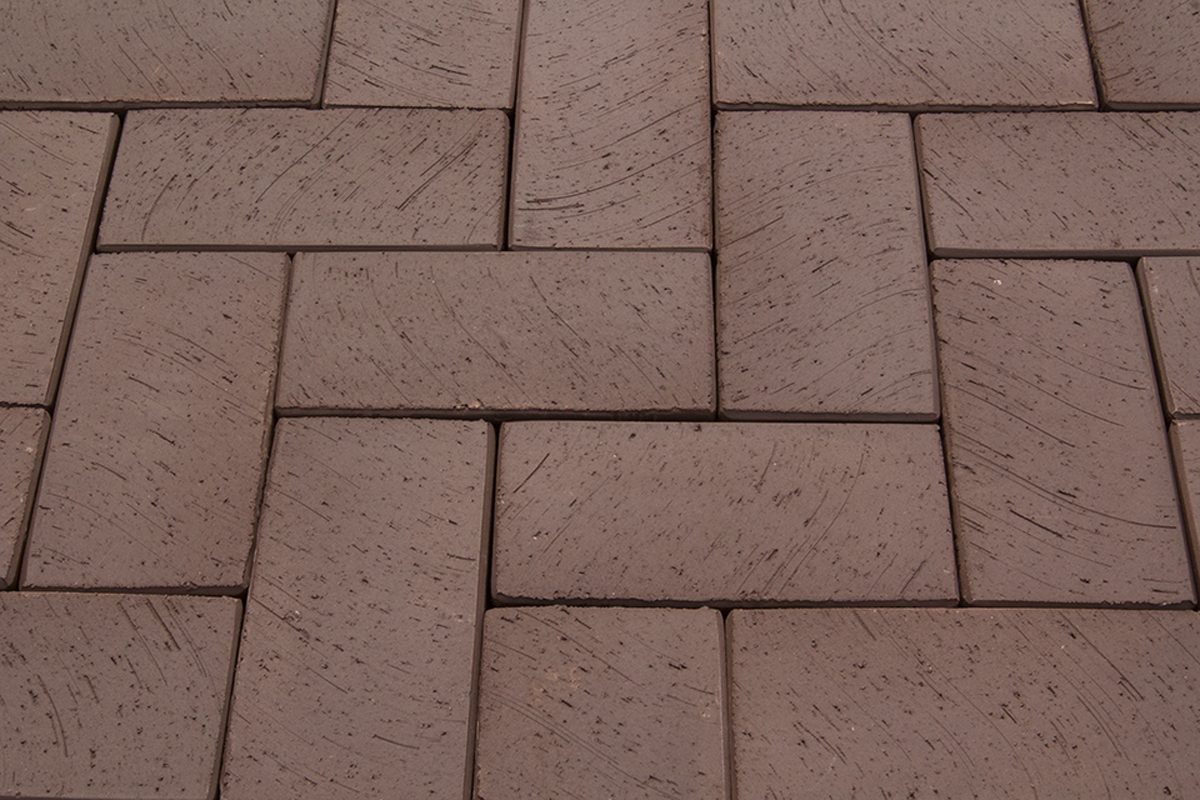 Клинкерная тротуарная плитка - брусчатка Lode  BRUNIS Коричневая 200х100х52 мм