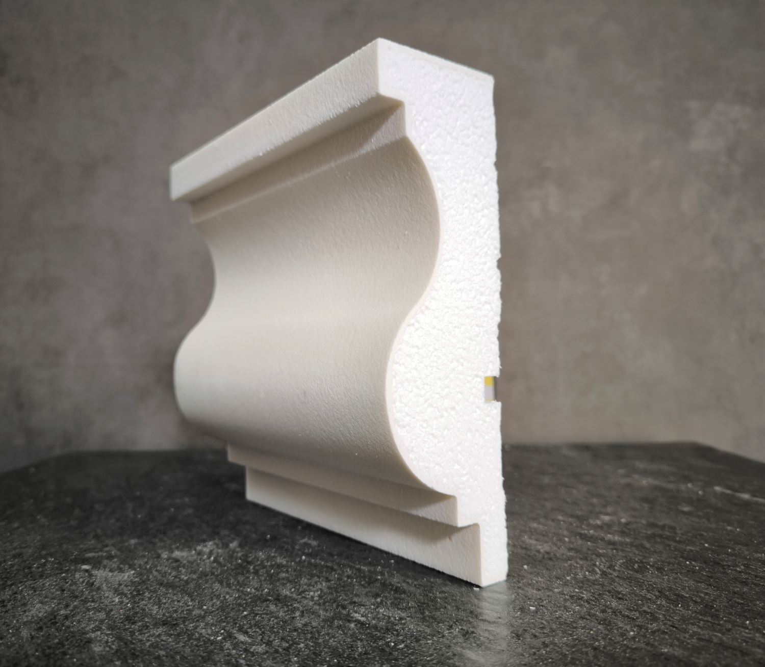 Молдинг для фасада - лепнина, декор из пенополистирола МВ-200/3 200*50*2000 мм