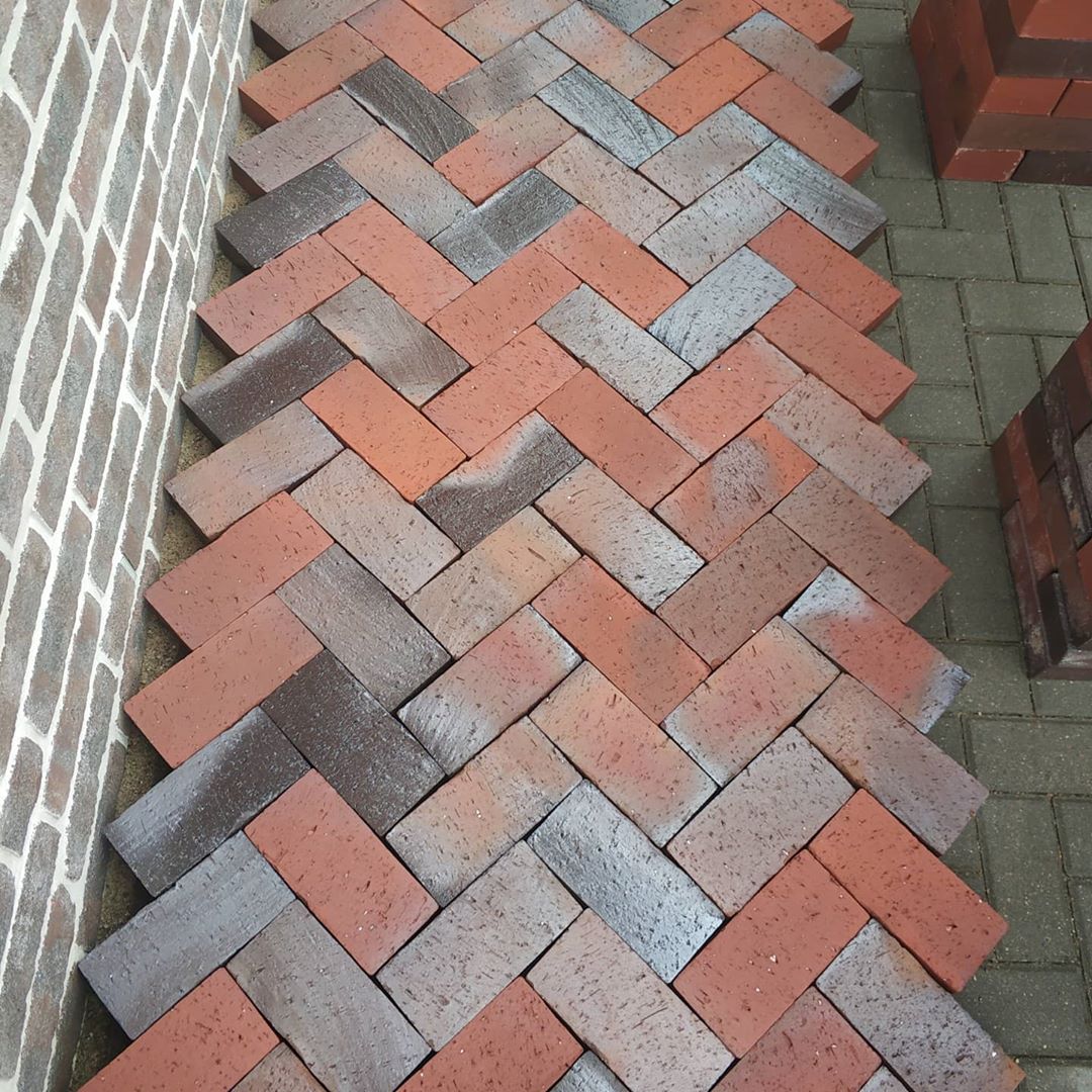 Тротуарная плитка / брусчатка Клинкерная красная LHL klinker CLASSIC 200*200*40 мм