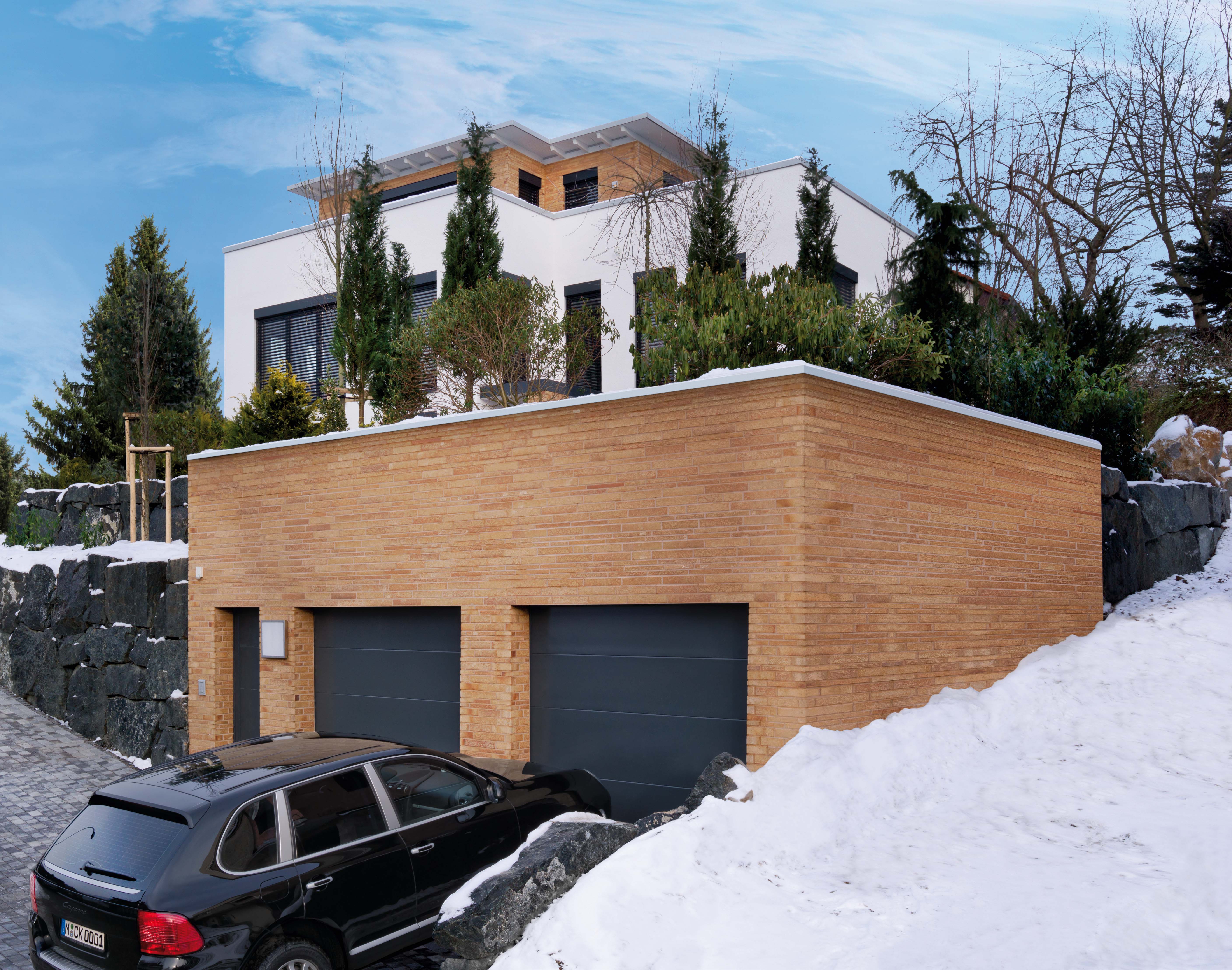 Клинкерная фасадная плитка облицовочная под кирпич Stroeher (Штроер) Zeitlos 355 sandschmelz рельефная, 400*35*14 мм