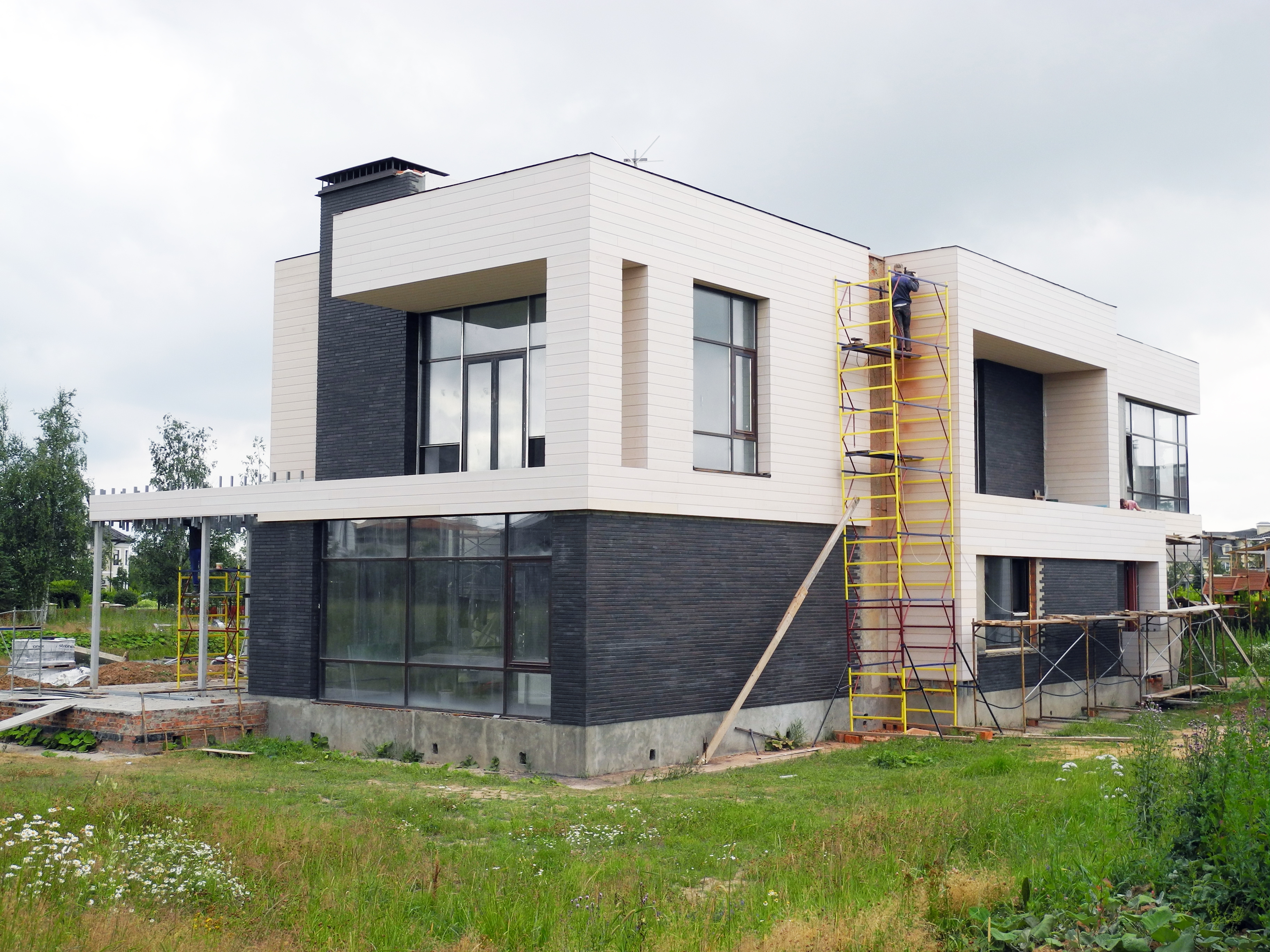 Клинкерная фасадная плитка облицовочная под кирпич Stroeher (Штроер) Glanzstueck Glanzstueck № 1 рельефная, 440*52*14 мм