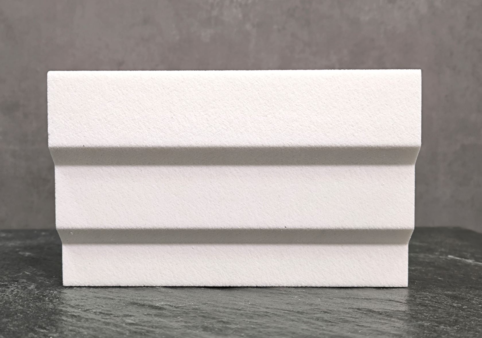 Молдинг для фасада - лепнина, декор из пенополистирола МВ-120/3 120*40*2000 мм