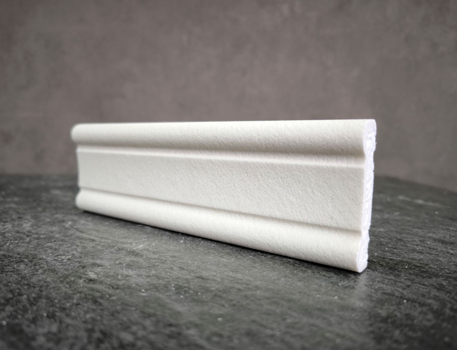 Молдинг для фасада - лепнина, декор из пенополистирола МВ-60/3 60*15*2000 мм