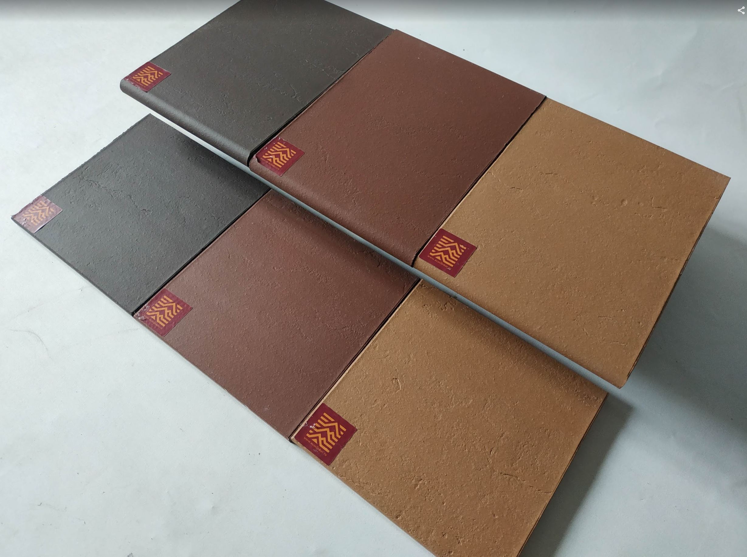 Клинкерная ступень Фронтальная противоскользящая плитка ЭкоКлинкер Natural Bordo Бордо 330*250*40*14 мм