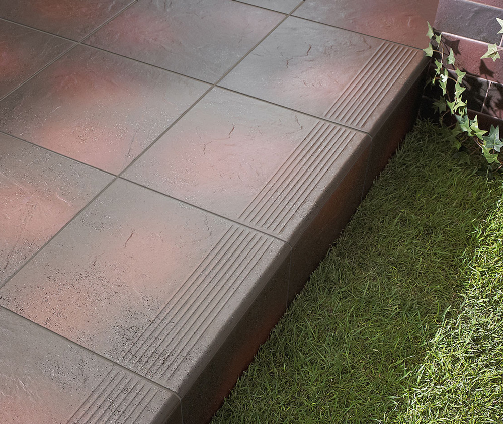 Semir Rosa клинкерная ступень с насечками противоскользящая 300x300x11 мм