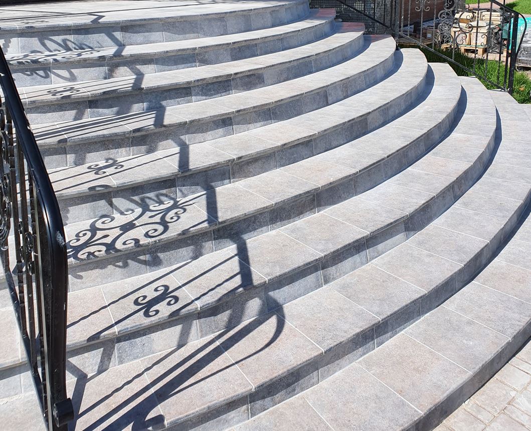 Клинкерная ступень флорентинер Viano Grys противоскользящая с капиносом, серый 330x300x11 мм