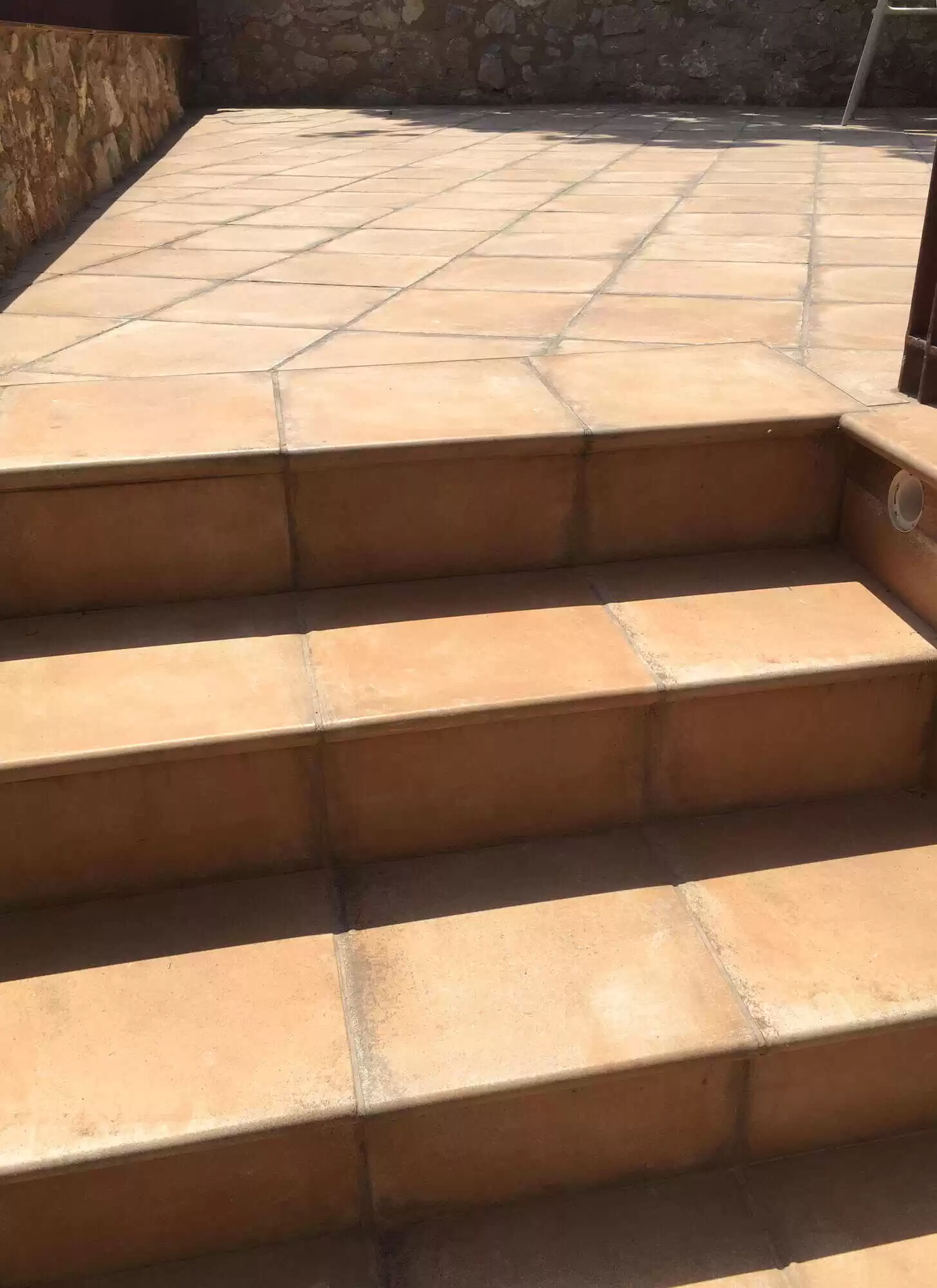 Alhamar SALMON Exagres 330*330*12 мм, клинкерная ступень флорентинер- с капиносом, противоскользящая