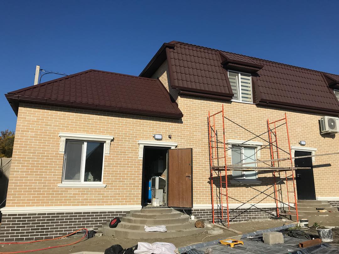 Клинкерная фасадная плитка облицовочная под кирпич Stroeher (Штроер) Steinlinge 371 silberbeige рельефная NF14, 240*71*14 мм