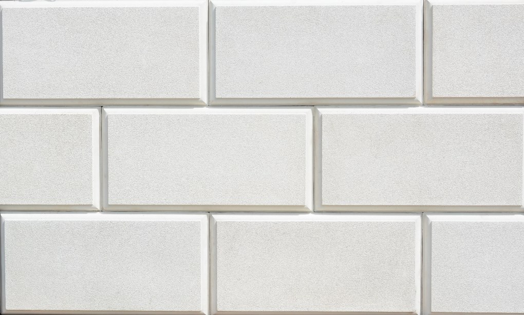 Фасадный облицовочный декоративный камень травертин П-00