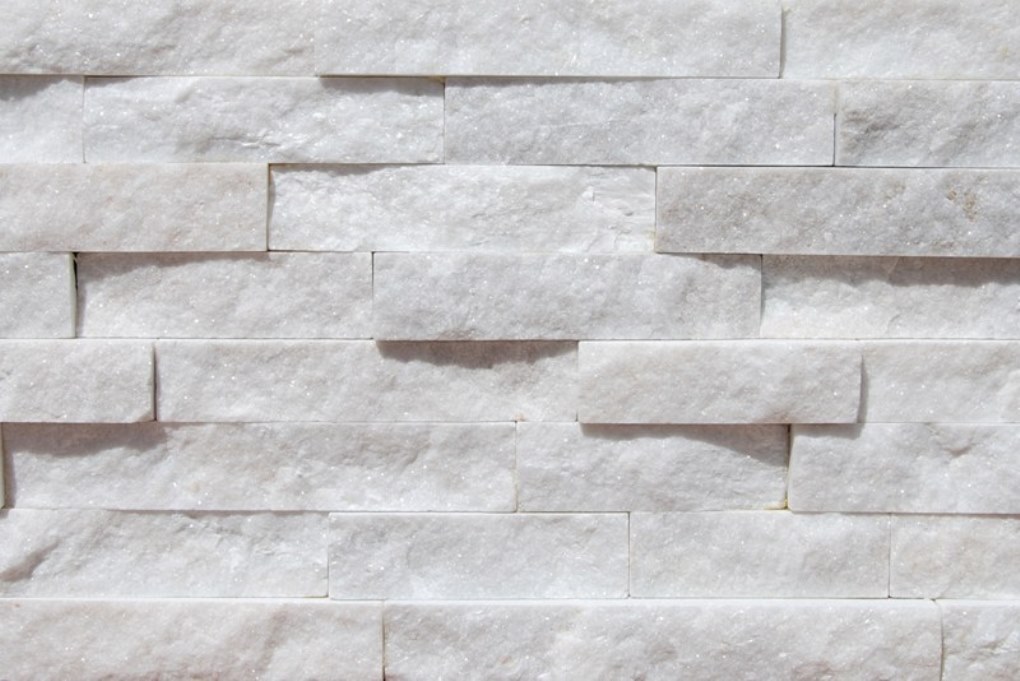 Фасадный облицовочный натуральный камень EcoStone Diamond White 41N