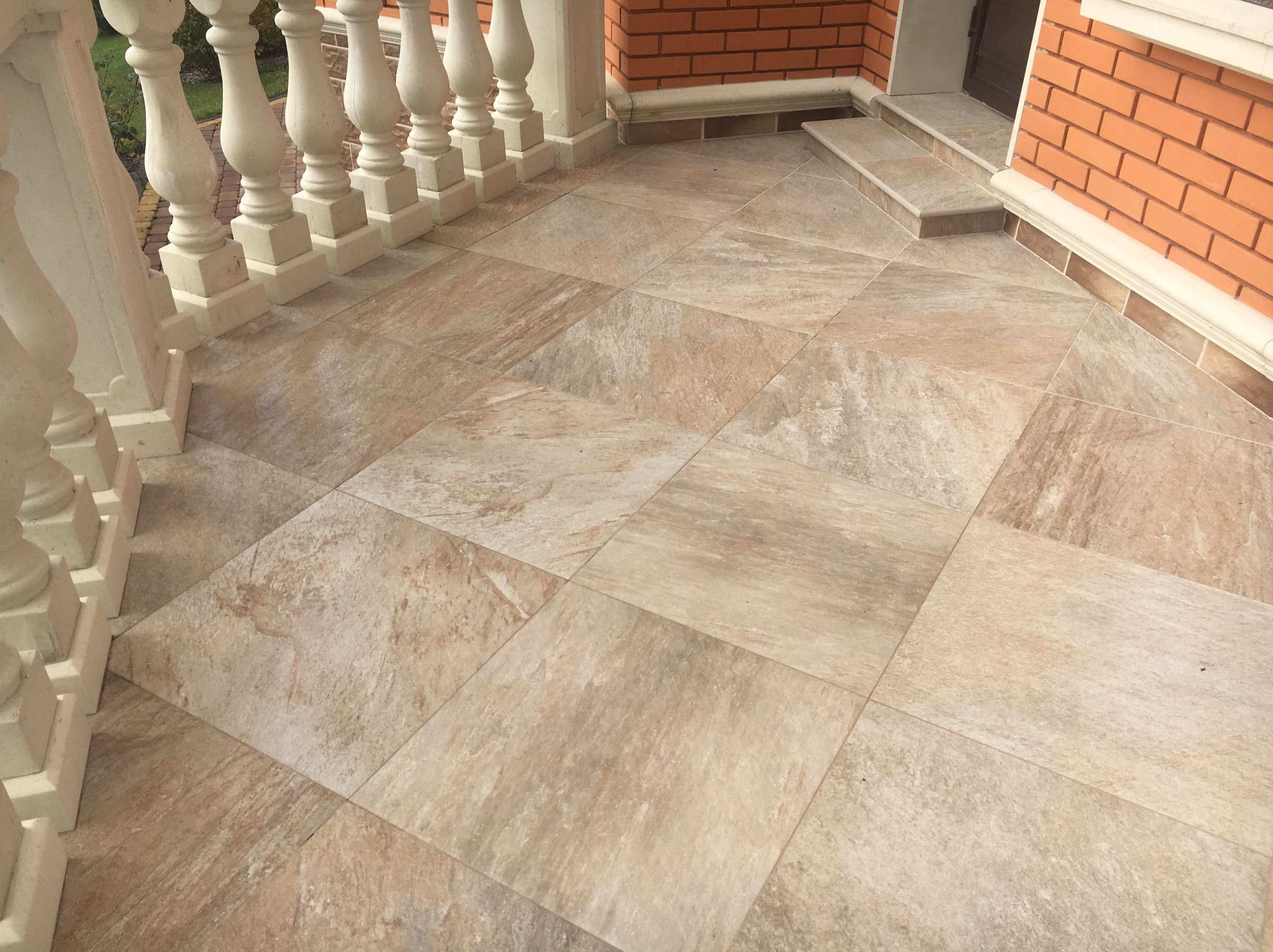 Тротуарная плитка Бежевая-золото. Landstone Gold LASTRA (Лэндстоун Голд ЛАСТРА ) 20mm  600х600х20мм