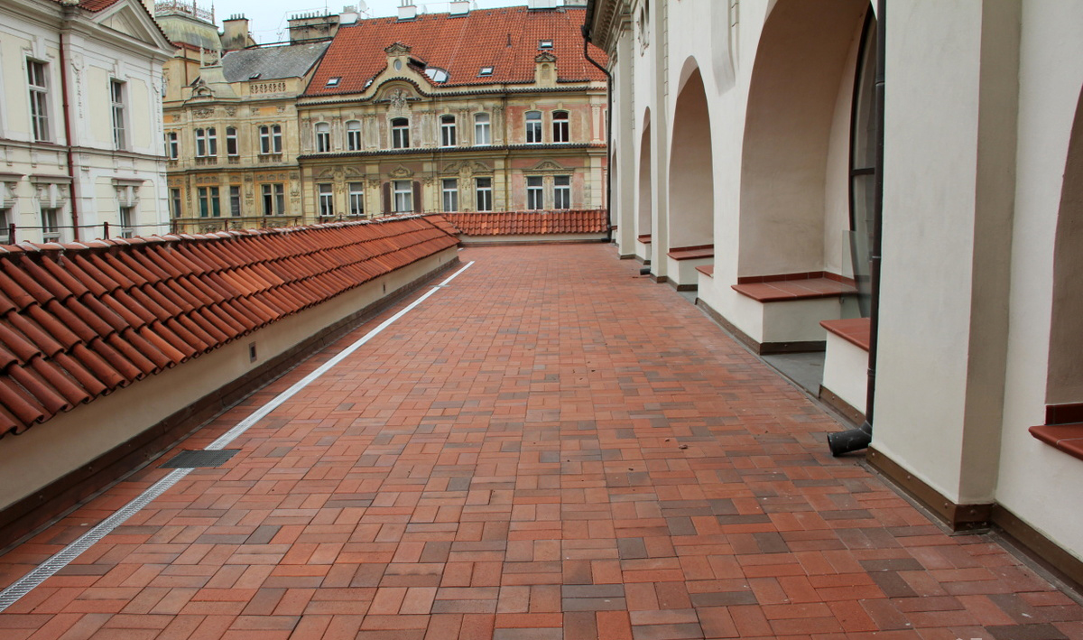 Тротуарная плитка / брусчатка Клинкерная ABC Altfarben-bunt-geflammt (Алтфарбен-бунт-гефламмт), 240*118*52 мм