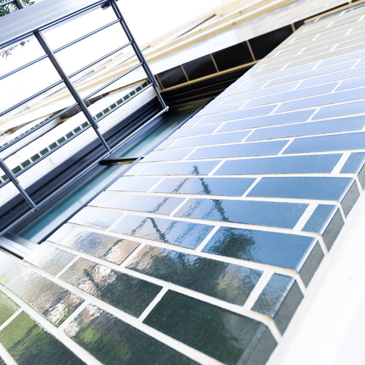 №38 Глазурованная Фасадная плитка Клинкерная облицовочная под кирпич 283х84х11 мм цвет темно-синий RAL