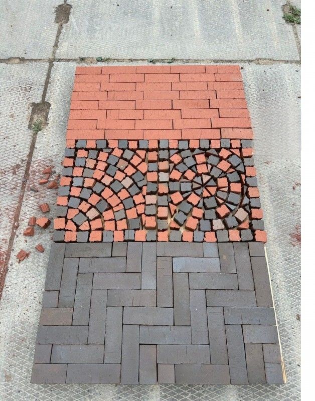 Красная тротуарная плитка/брусчатка клинкерная , мозаика с фаской (делится на 8 частей 60х60х52) 240*120*52 мм, пятый элемент