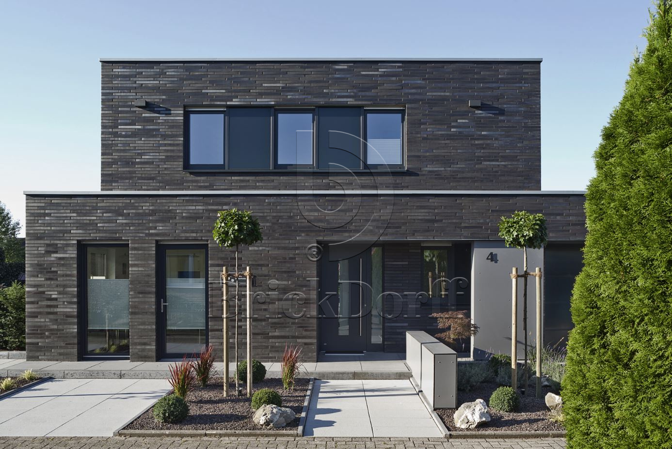 Кирпич облицовочный Клинкерный ABC 5954 Dresden schwarz-blau-bunt glat NF 240*115*71 мм