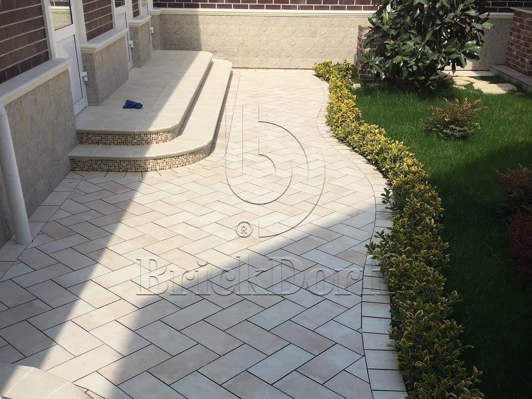 Scandiano Beige клинкерная ступень с насечками противоскользящая 300x300x11 мм