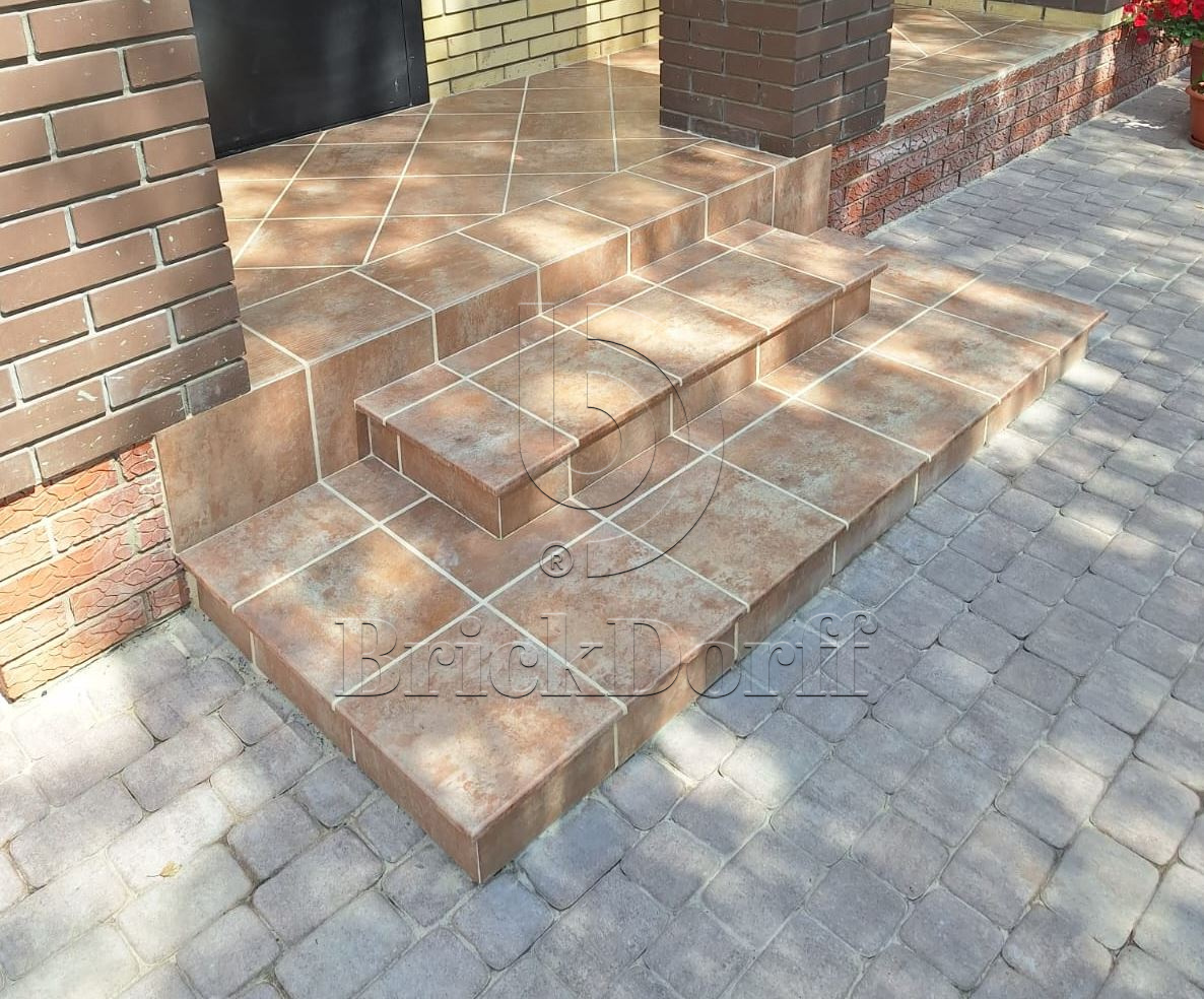 Ilario Ochra ступень угловая флорентинер противоскользящая с капиносом 330x330x11 мм