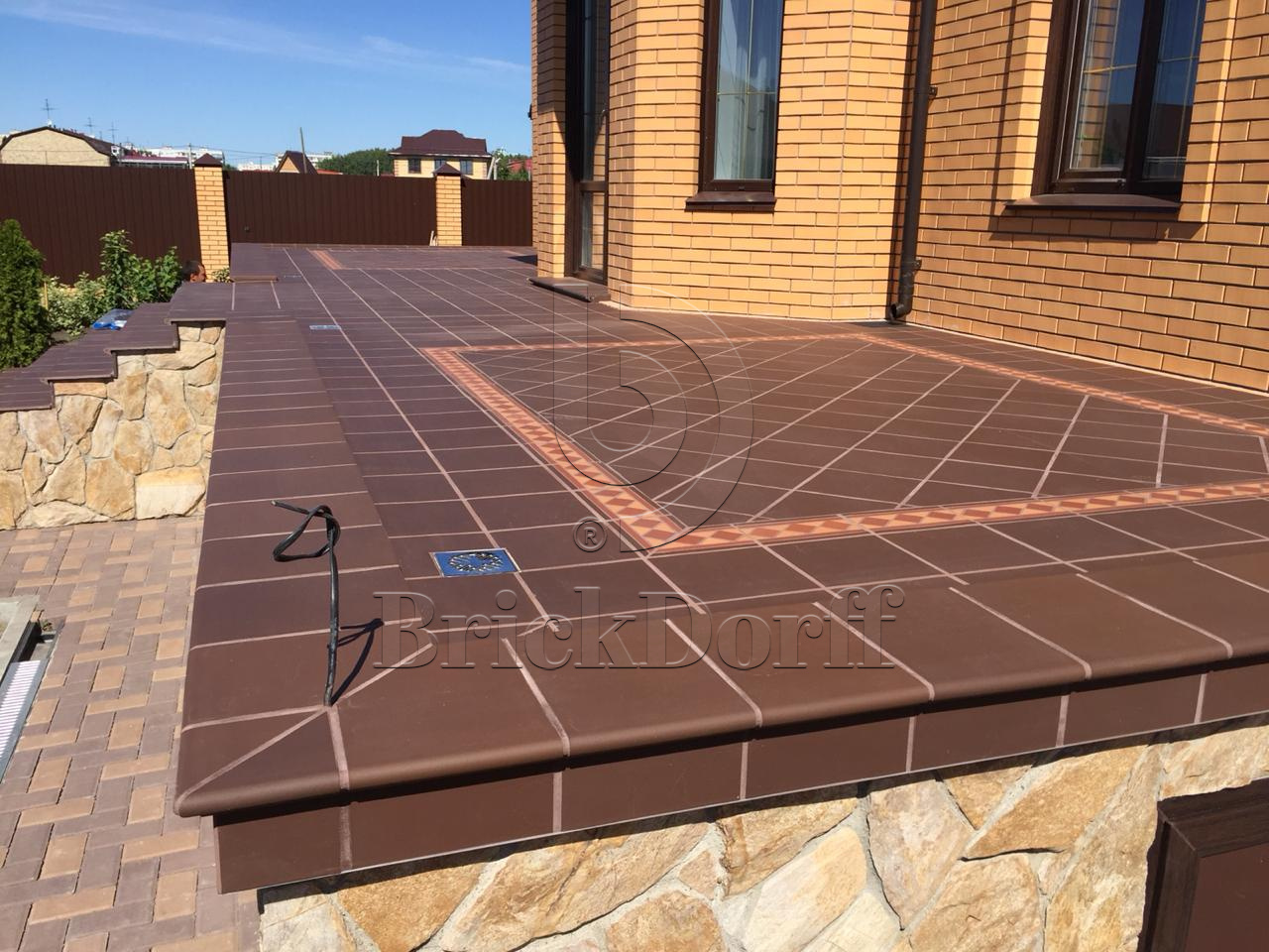 Клинкерная ступень Фронтальная противоскользящая плитка ЭкоКлинкер Natural Brown Коричневый 330*250*40*14 мм