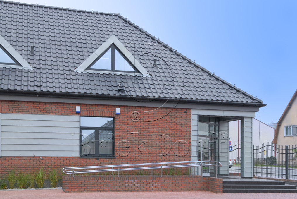 Керамическая черепица рядовая Roben MONZAplus антрацитовый серый ангоб