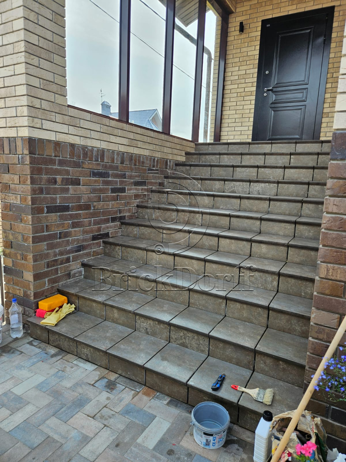 Ilario Braun ступень флорентинер противоскользящая с капиносом, коричневая 330x300x11 мм