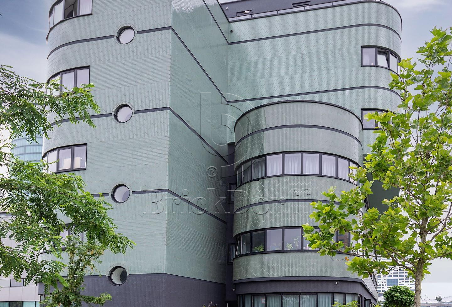 №16 Глазурованная Фасадная плитка Клинкерная облицовочная под кирпич 283х84х13,5 мм цвет бирюзовый RAL