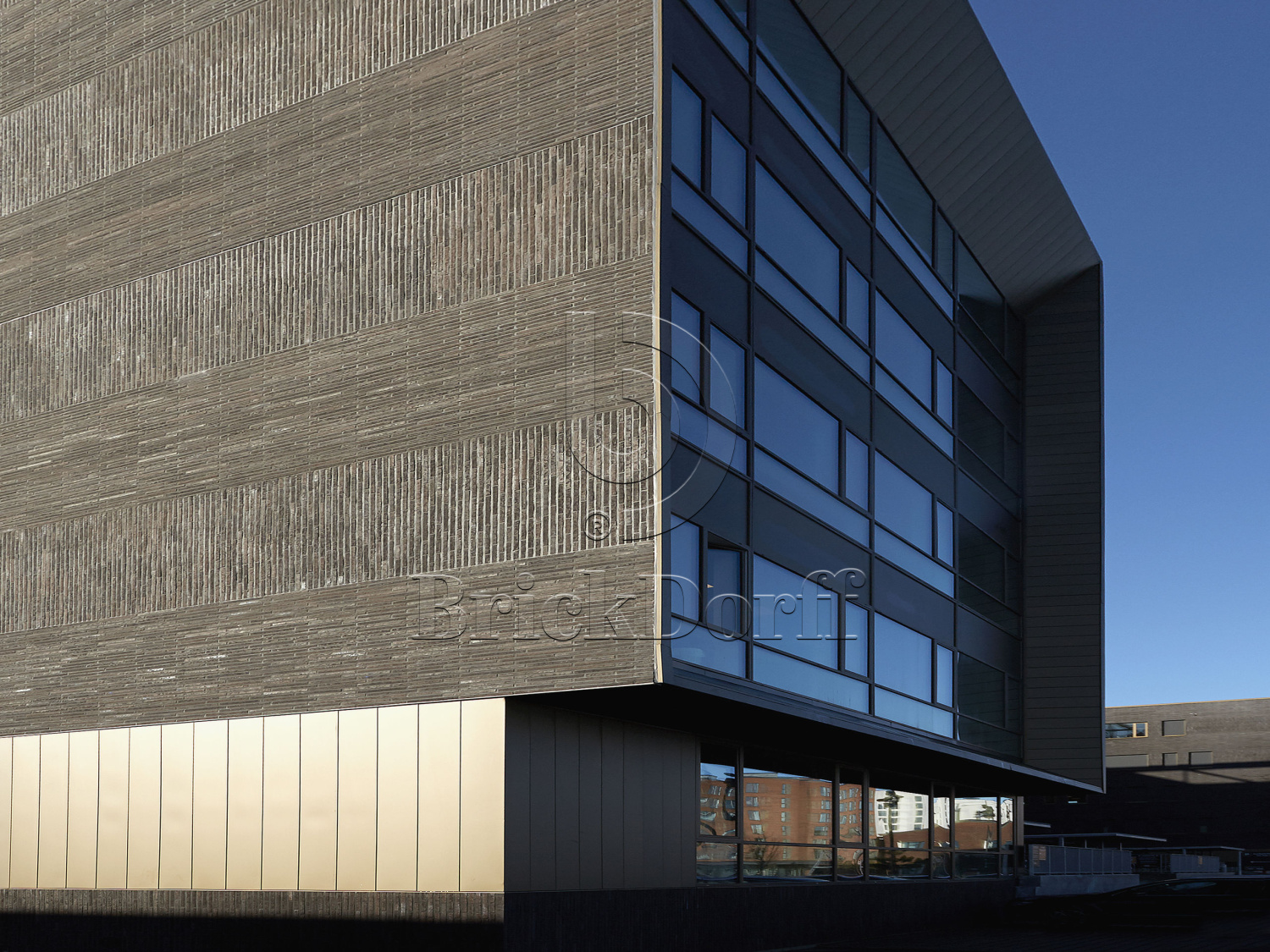 Клинкерная фасадная плитка облицовочная под кирпич Stroeher (Штроер) Zeitlos 359 kohlenglanz гладкая NF14, 240*71*14 мм