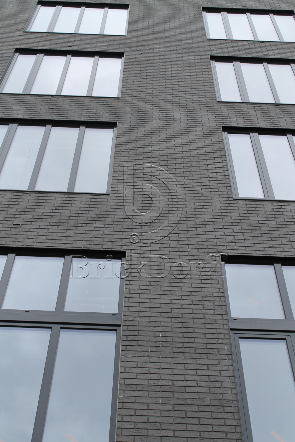 Клинкерная фасадная плитка облицовочная под кирпич Stroeher (Штроер) Keraprotect 430 den haag рельефная NF11, 240*71*11 мм