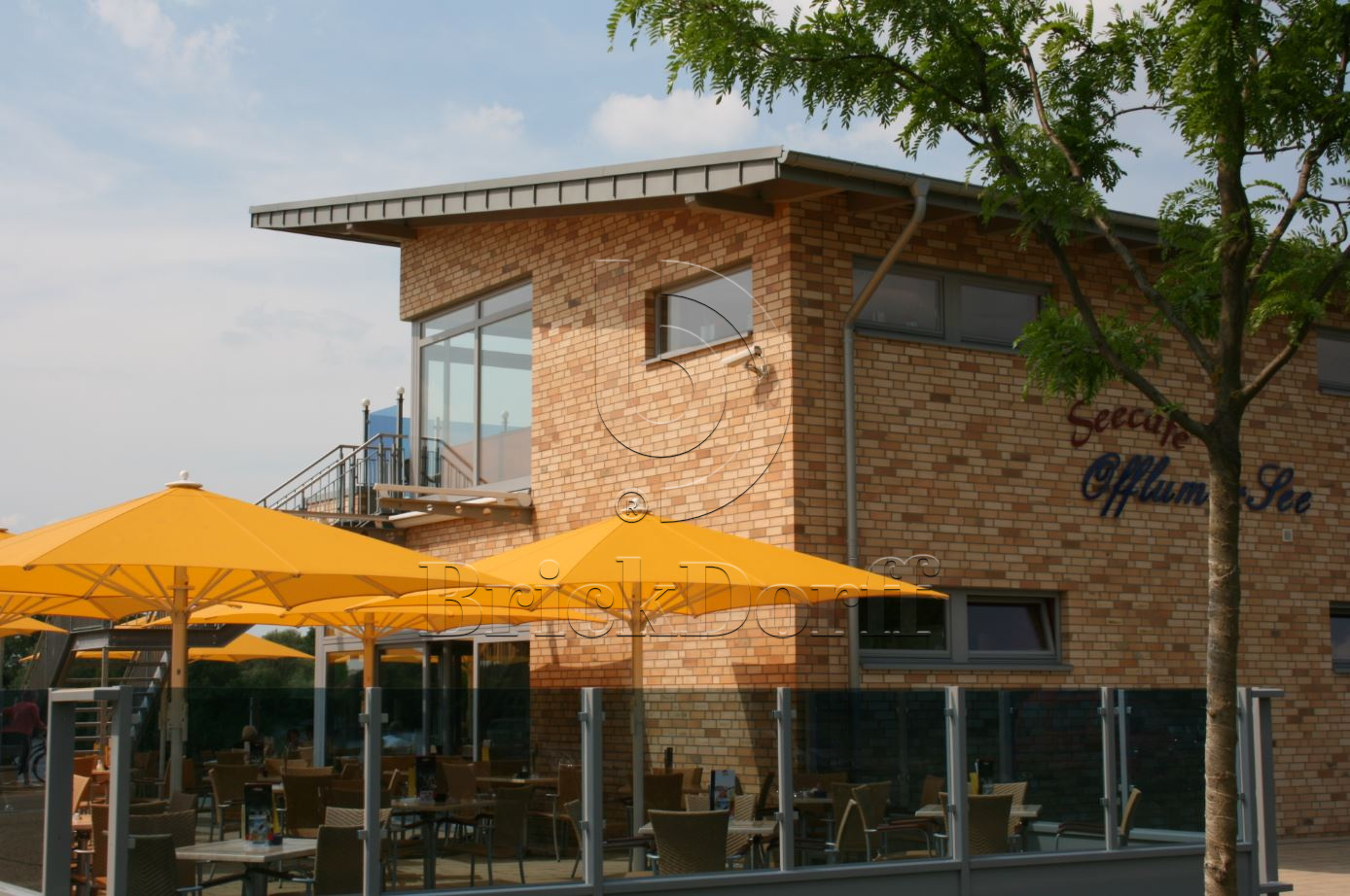 Кирпич облицовочный Клинкерный ABC 8354 St. Petersburg gelb Kohlebrand glatt NF 240*115*71 мм