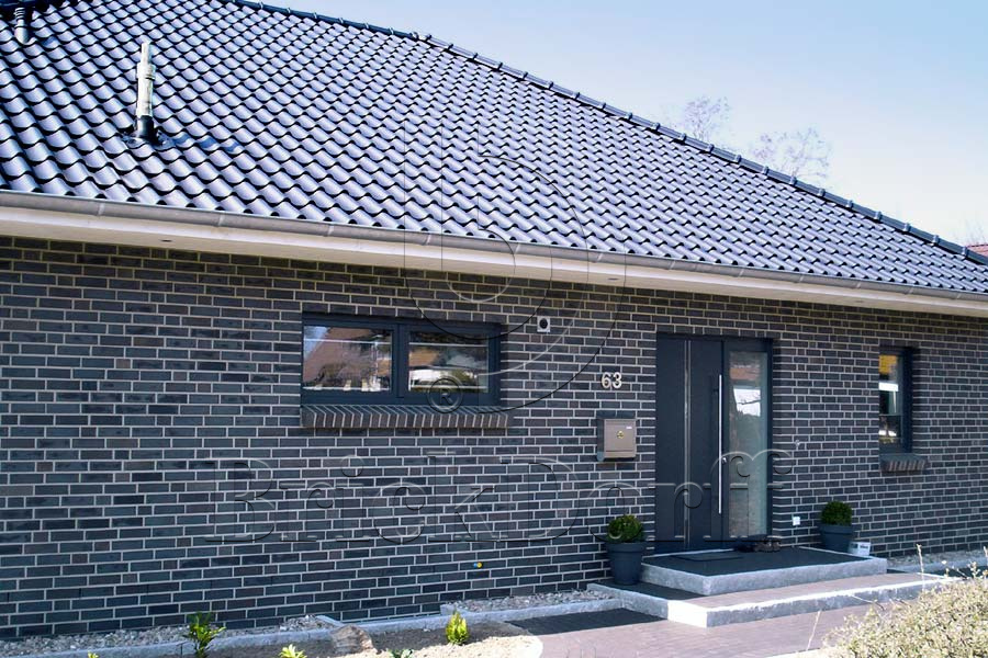 Керамическая черепица рядовая Roben Limburg антрацит ангоб