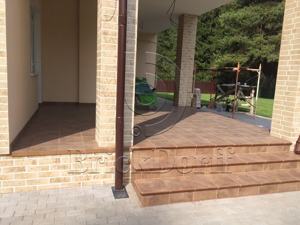 Клинкерная Плитка напольная противоскользящая Stroeher KERAPLATTE AERA T 712 marone 294*294*10 мм