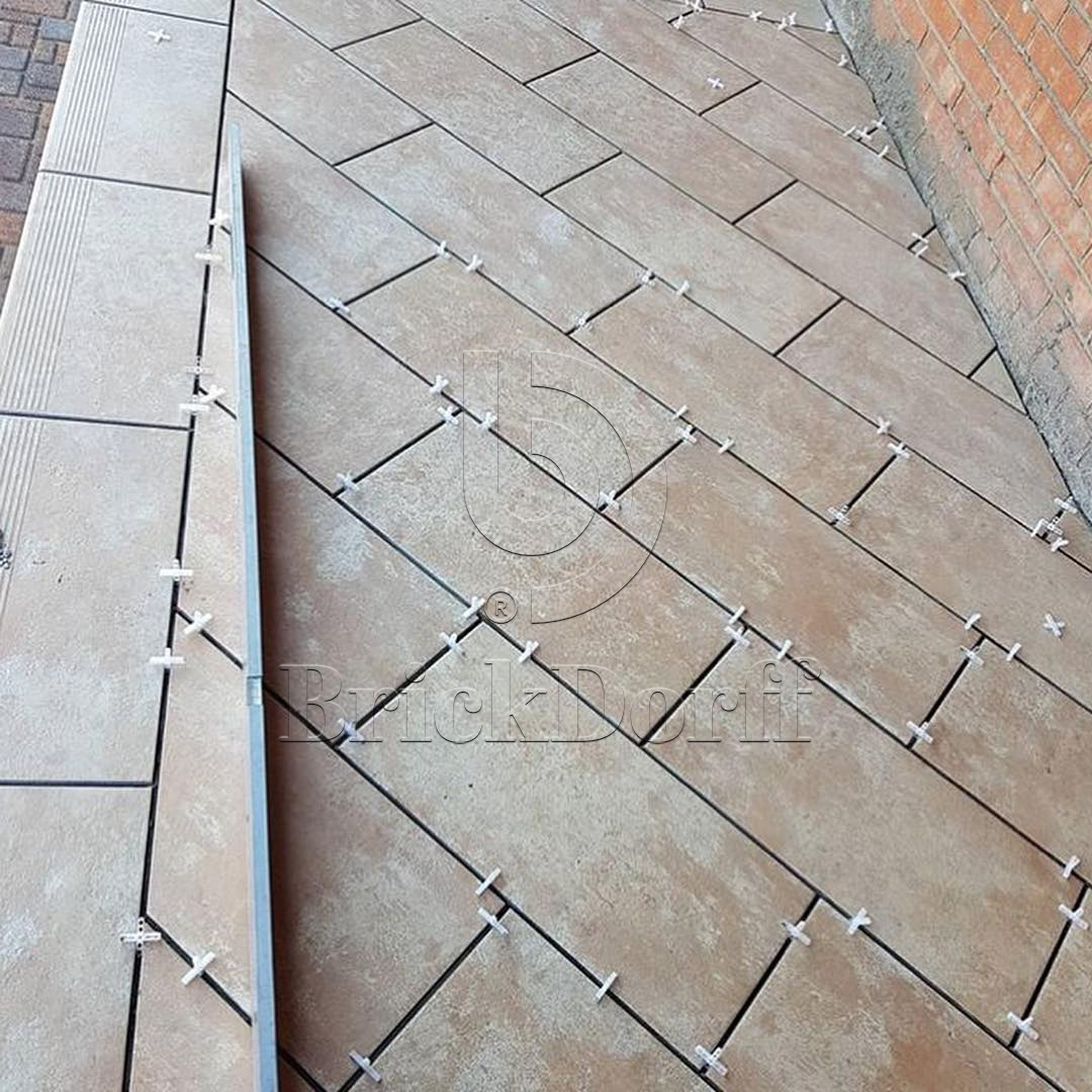 Клинкерная ступень флорентинер Ilario Beige противоскользящая с капиносом, бежевый 330x300x11 мм