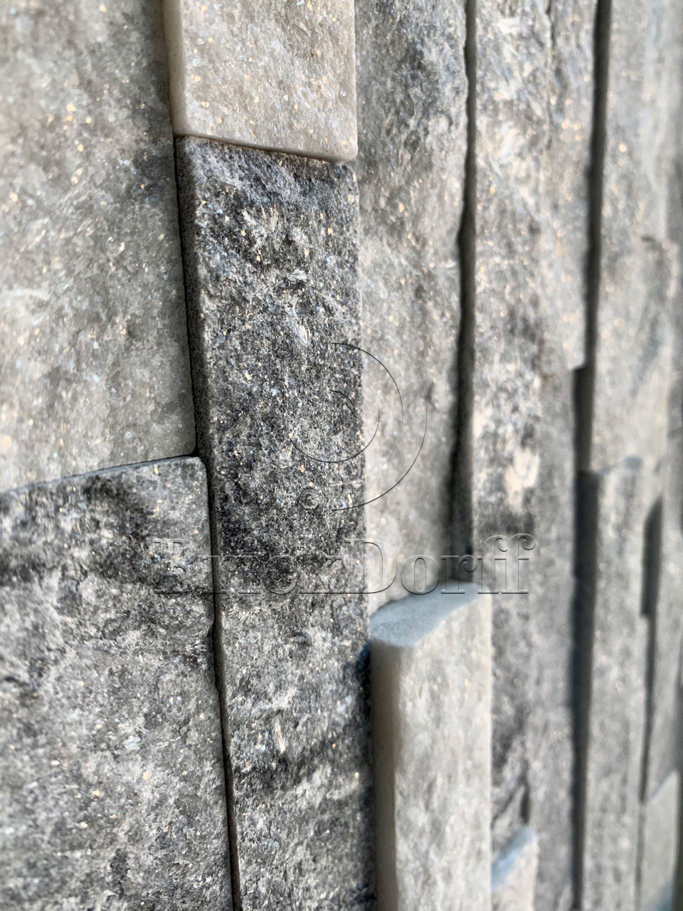 Кварцит бело-серый 1308g 600*150*10-20 мм, натуральный камень для интерьера и фасада BD