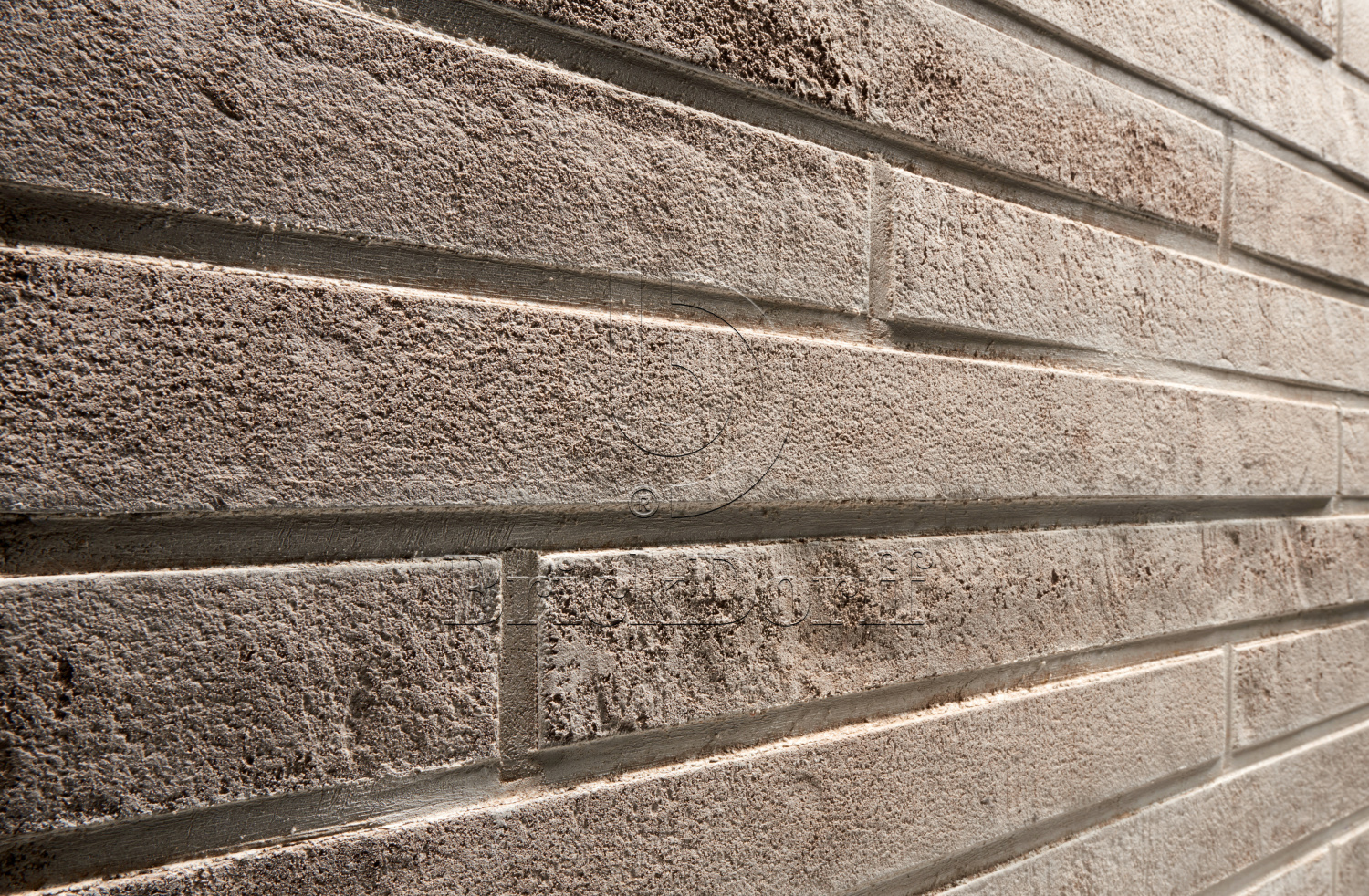 Клинкерная фасадная плитка облицовочная под кирпич Stroeher (Штроер) Stiltreu 452 silber-grau рельефная, 240*52*14 мм