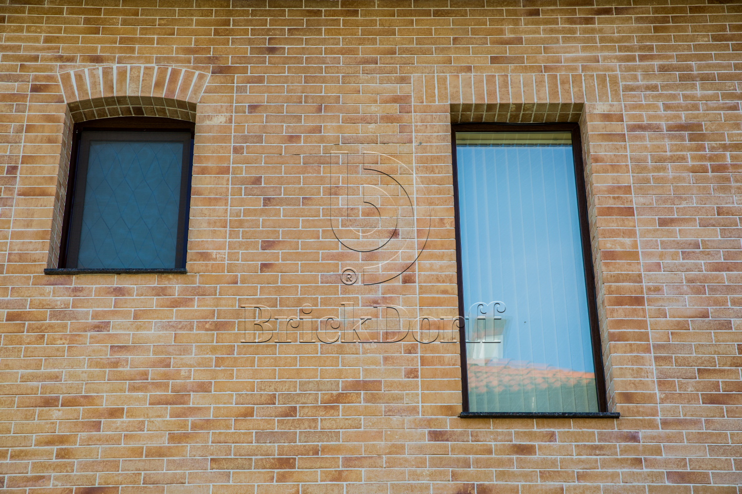 Клинкерная фасадная плитка облицовочная под кирпич Stroeher (Штроер) Zeitlos 352 kupferschmels рельефная NF14, 240*71*14 мм