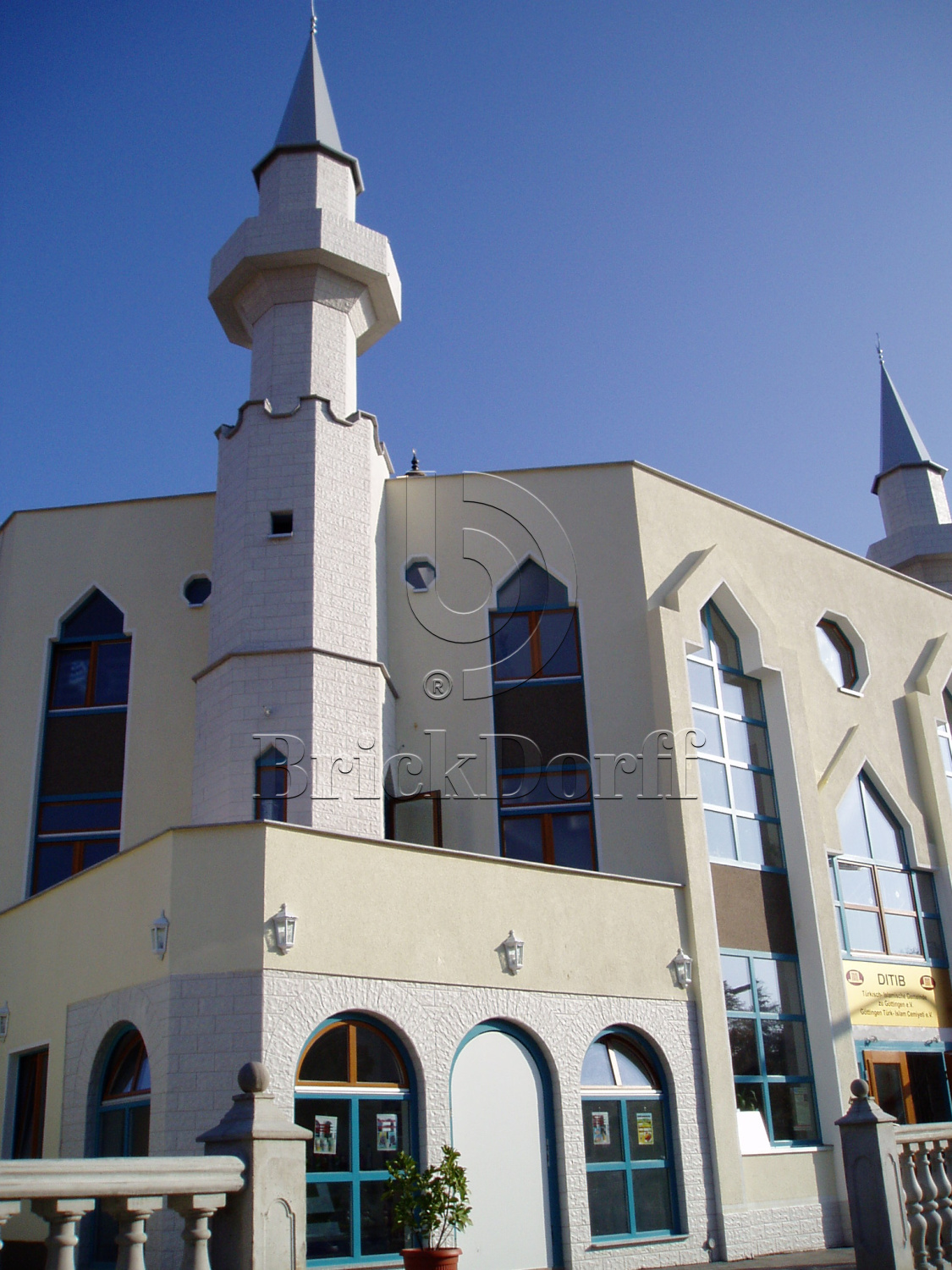 Клинкерная фасадная плитка облицовочная под камень Stroeher (Штроер) Kerabig KS 01 weis рельефная, 302*148*12 мм