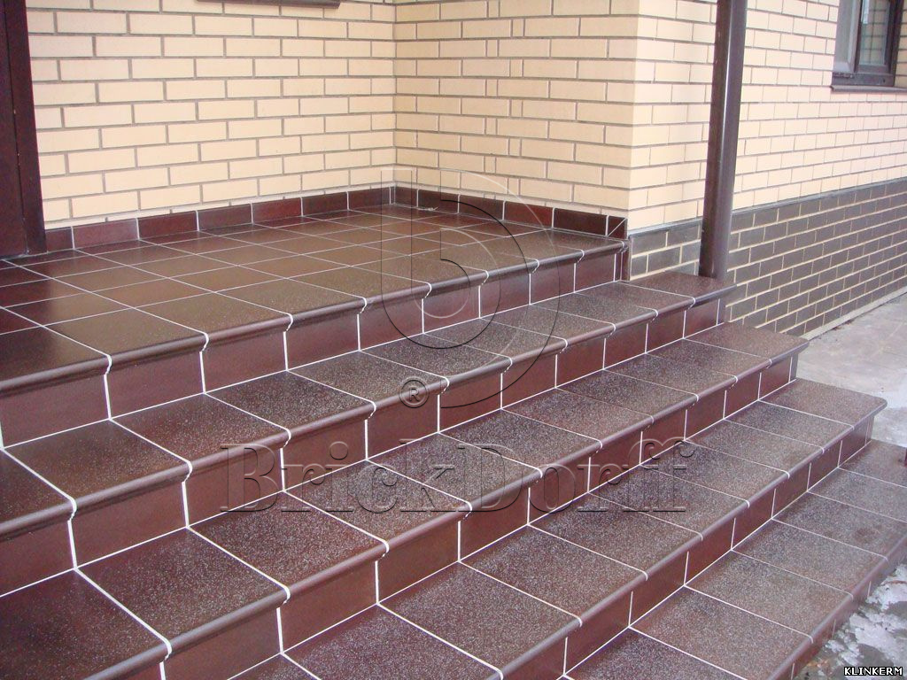 Клинкерная Плитка напольная противоскользящая Stroeher KERAPLATTE DURO 825 sherry 240*240*12 мм