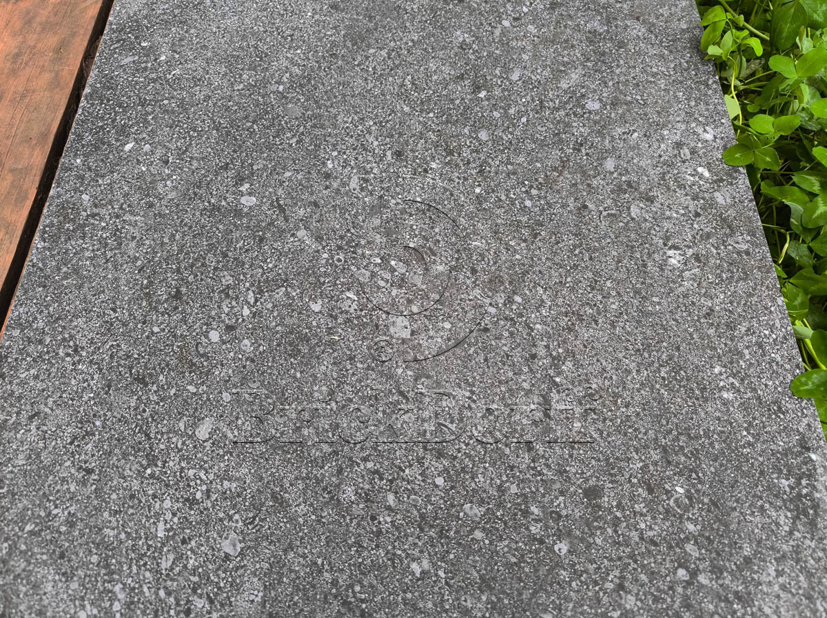 Dior Black 20 мм тротуарная плитка уличная, противоскользящая, керамогранитная 600*600*20 мм OutdoorDesign