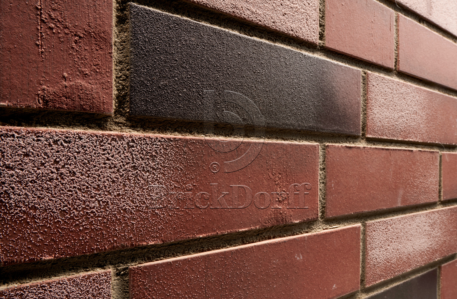 Клинкерная фасадная плитка облицовочная под кирпич Stroeher (Штроер) Kontur WS 494 rot-bunt рельефная, 240*71*12 мм