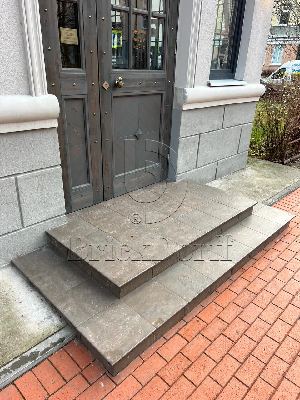 Ilario Braun ступень угловая флорентинер противоскользящая с капиносом 330x330x11 мм