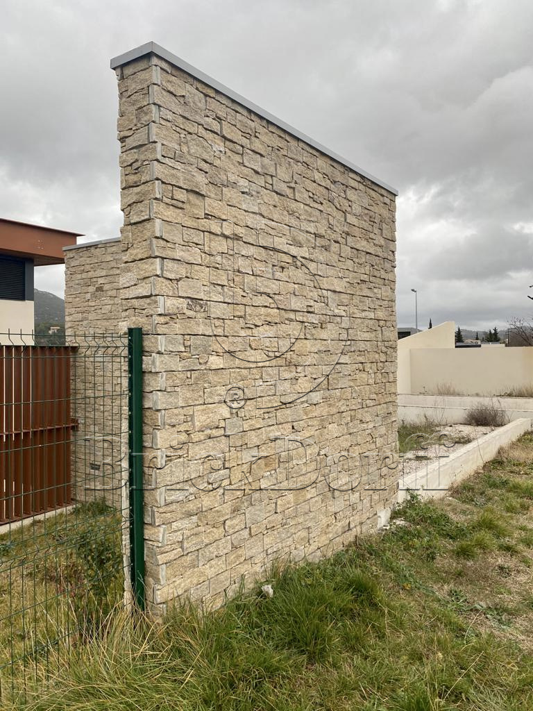 Камень грубый кварцит серо-бежевый 550*200*20\40 мм, натуральный камень для фасада и интерьера BD