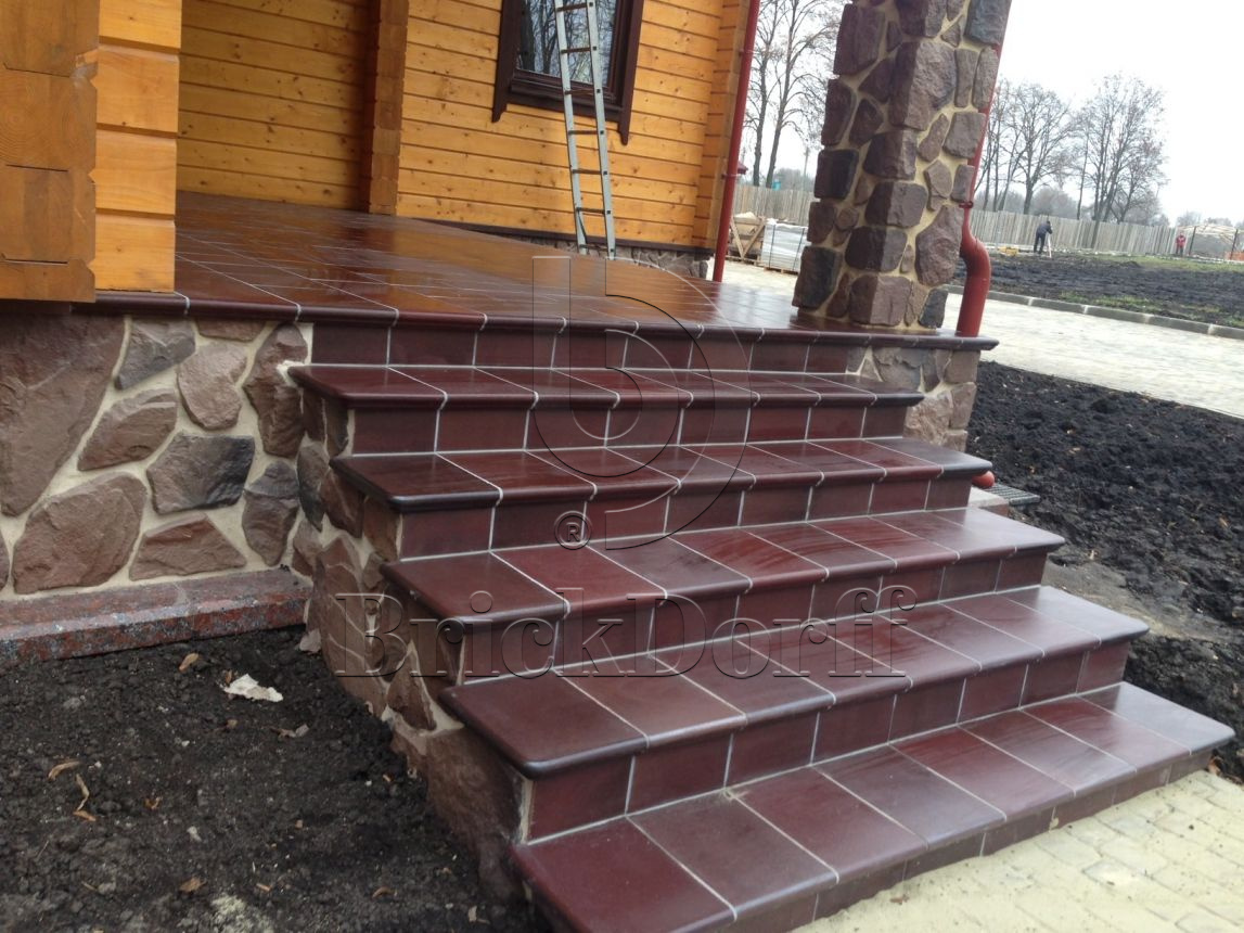 Клинкерная ступень флорентинер противоскользящая плитка Stroeher KERAPLATTE DURO 825 sherry 340*240*12 мм