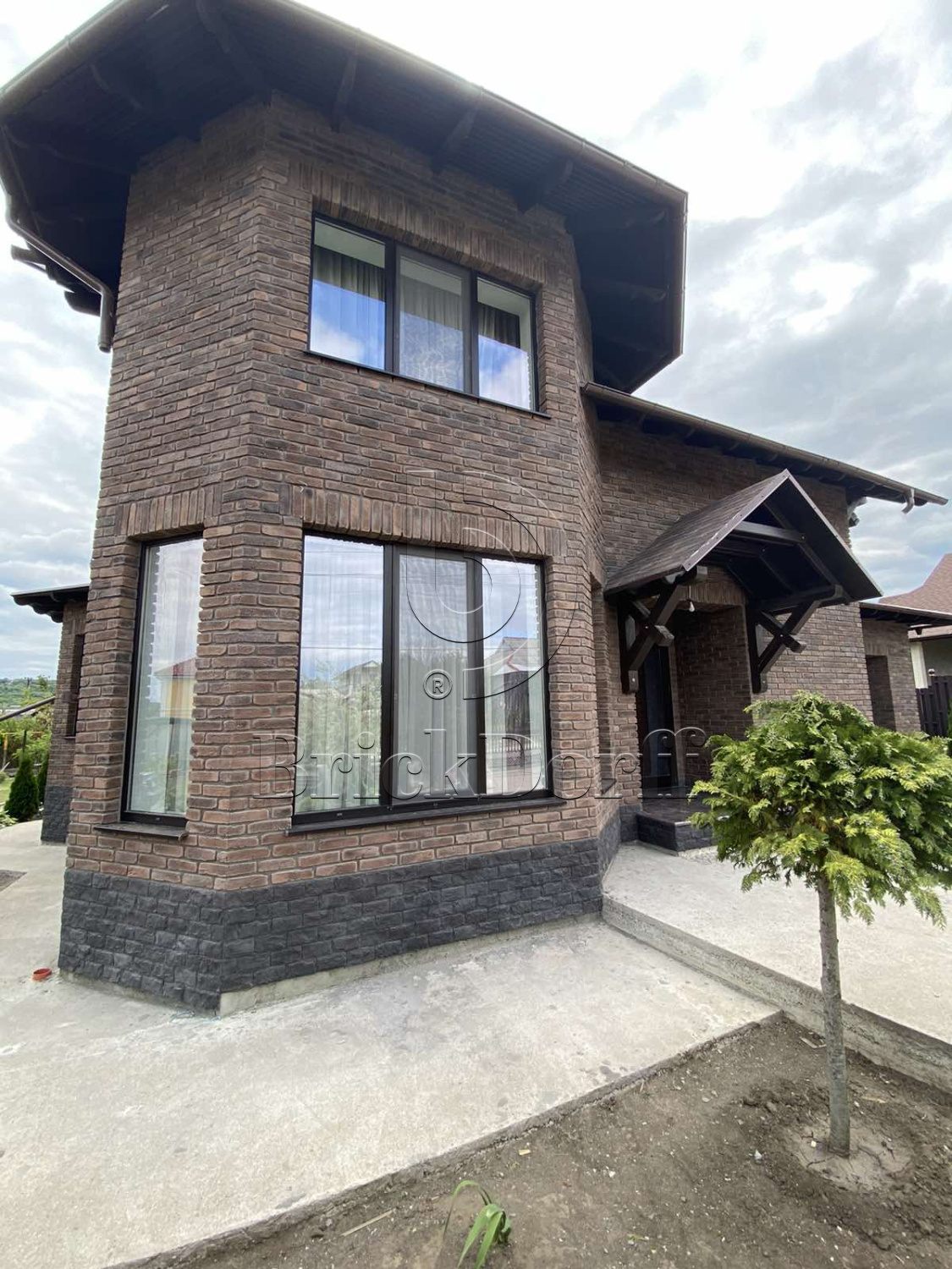 4.T Скандинавский кирпич 120-130*60-70*15 мм, декоративный камень для фасада и интерьера Petra